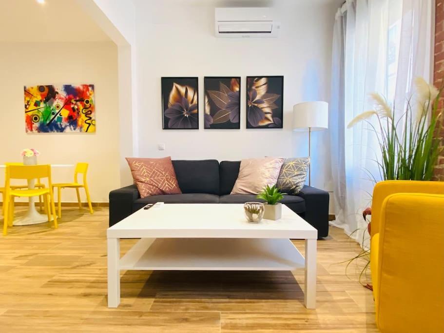 Style & Design Flat In The Center Of Madrid Apartment Exterior foto