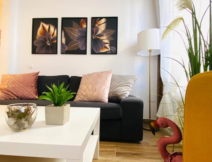 Style & Design Flat In The Center Of Madrid Apartment Exterior foto