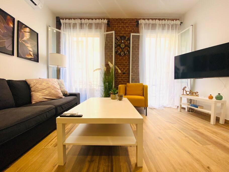 Style & Design Flat In The Center Of Madrid Apartment Exterior foto