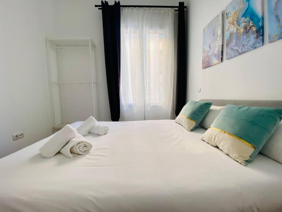 Style & Design Flat In The Center Of Madrid Apartment Exterior foto